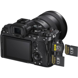 Sony a7 IV Mirrorless Camera Sony a7 IV Mirrorless Camera
